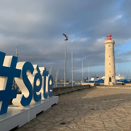 Confortable 2 Pieces A Avec Parking, Proche - Fr-1-338-11