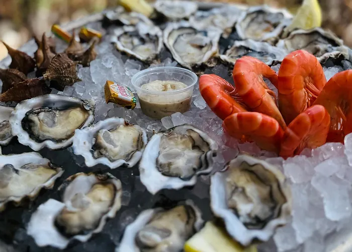 Confortable 2 Pieces A Avec Parking, Proche - Fr-1-338-11 Appartement