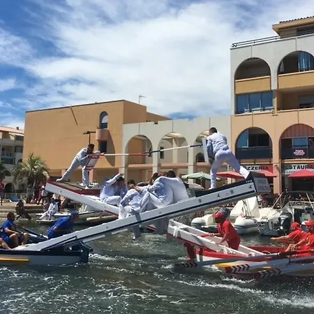 Апартаменты Confortable 2 Pieces A Avec Parking, Proche - Fr-1-338-11 *