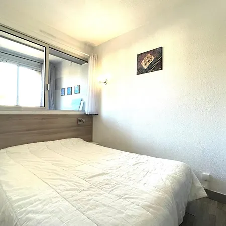 Apartment Confortable 2 Pieces A Avec Parking, Proche - Fr-1-338-11 *