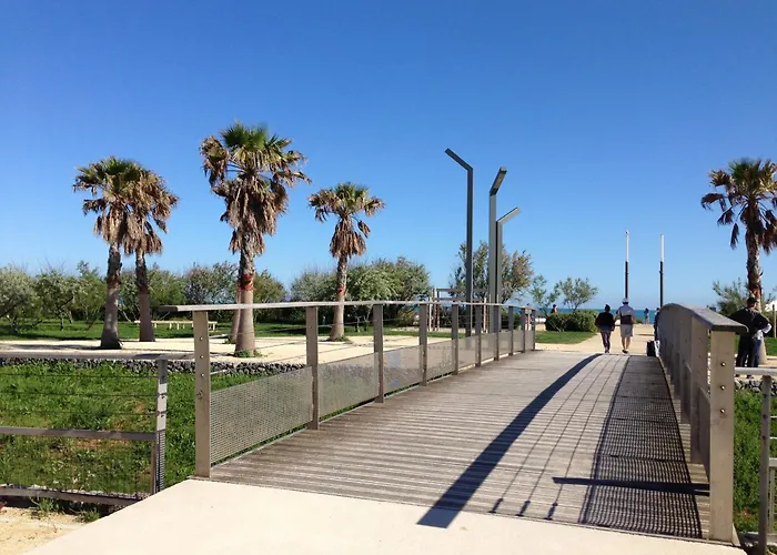 Confortable 2 Pieces A Avec Parking, Proche - Fr-1-338-11