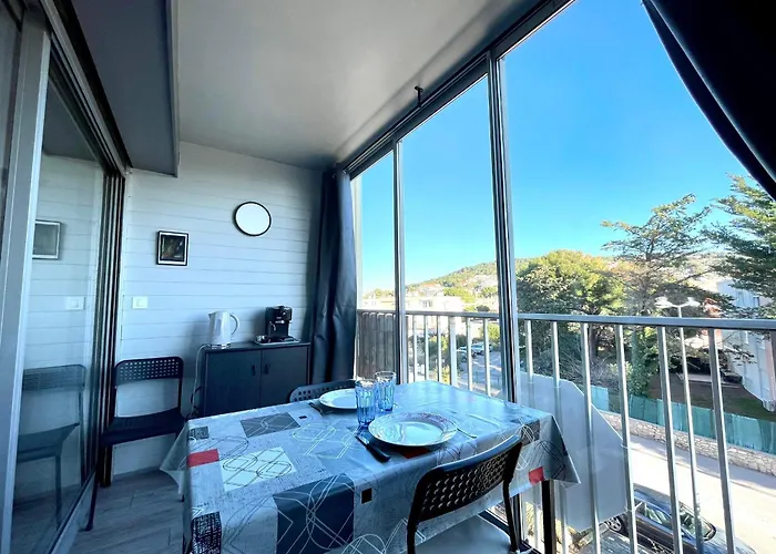 Confortable 2 Pieces A Avec Parking, Proche - Fr-1-338-11 Сет