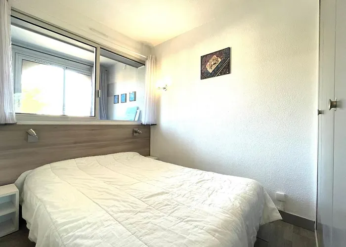 Апартаменты Confortable 2 Pieces A Avec Parking, Proche - Fr-1-338-11 *